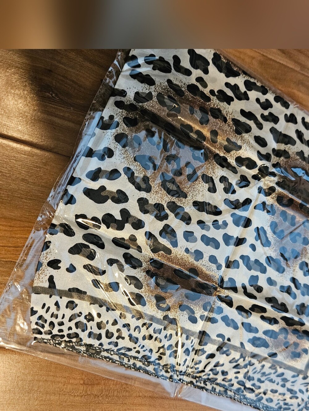 Leopard Print Scarf in White, Black & Brown Nwt